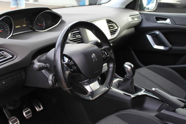 Peugeot 308 Station 1.2-16V "Style" Cruise - Navi !!! 110 Pk