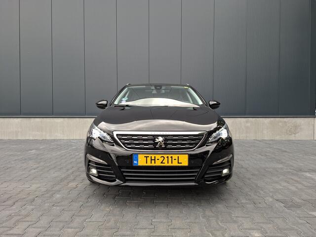 Peugeot 308 SW 1.2 Distibutieriem vervangen | Trekhaak | Carplay | Lederen bekleding | All seasonbanden