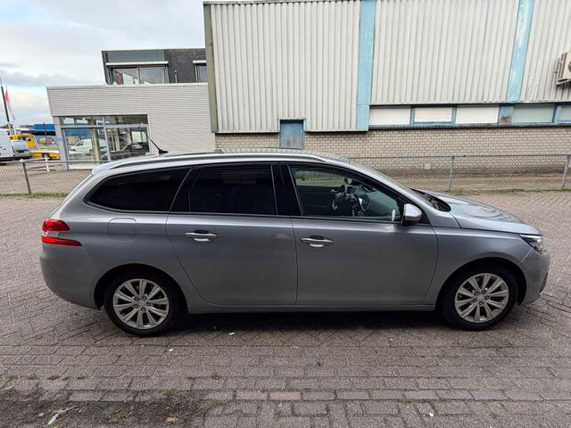 Peugeot 308 SW 1.2 PureTech Allure Clima, cruise, carplay, pano, pdc achter, camera