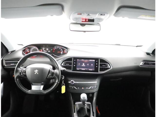 Peugeot 308 SW 1.2 PureTech Blue Lease Active|NAP|Leder|D-riemVV| |Carplay