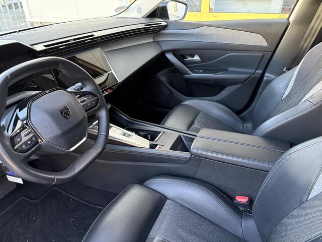 Peugeot 308 SW 1.6 Plug in Hybrid Allure SOH 99.2% Trekhaak Leer