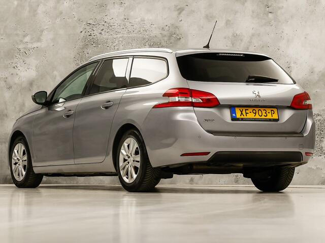 Peugeot 308 SW 1.2 PureTech Luxury Sport (GROOT NAVI, PANORAMADAK, CRUISE, CLIMATE, LM VELGEN, LANE ASSIST, GETINT GLAS, NIEUWE APK, NIEUWSTAAT)