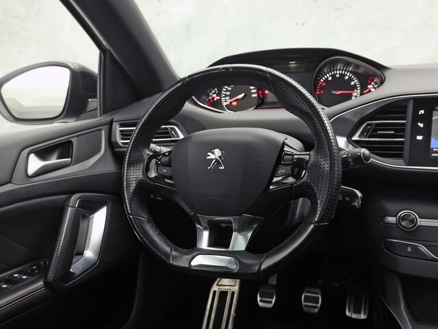 Peugeot 308 SW 1.2 PureTech GT-line Sport (GROOT NAVI, SPORTSTOELEN, PANORAMADAK, LM VELGEN, TREKHAAK, GETINT GLAS, NIEUWE APK, NIEUWSTAAT)