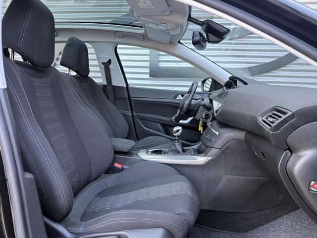 Peugeot 308 1.2 PureTech Blue Lease Premium Pano|Clima|Cruise|Trekhaak|PDC|Elek ramen|Lm velgen|D-riem vv in 2024|APK tot 09-2027 – foto 6