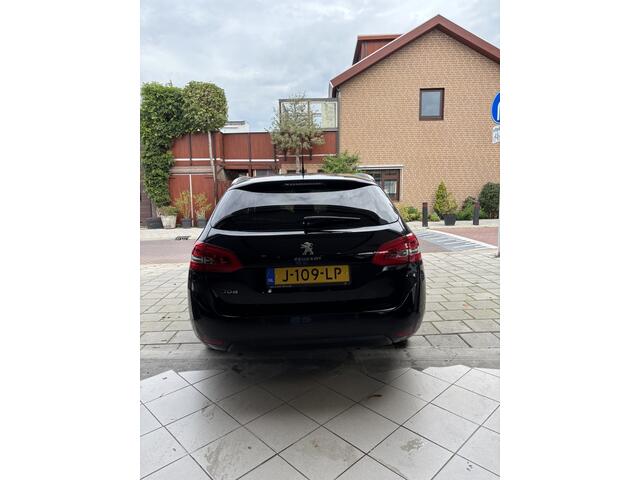 Peugeot 308 SW 1.2 PureTech Allure – foto 3