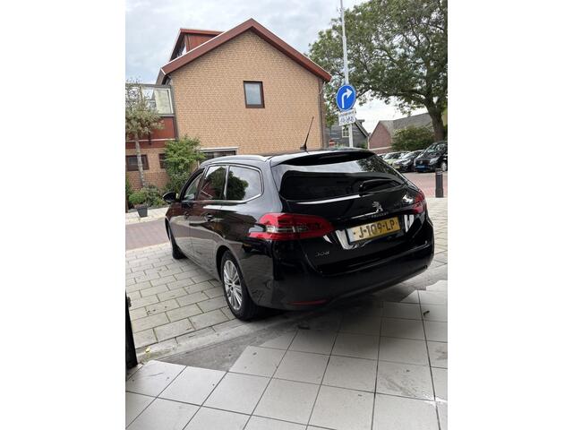 Peugeot 308 SW 1.2 PureTech Allure – foto 4