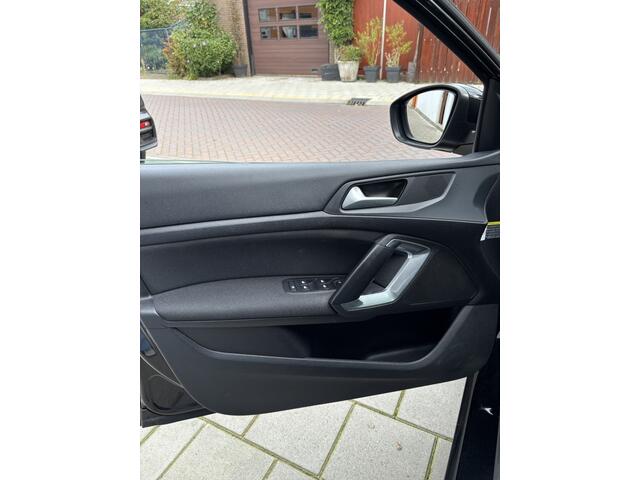 Peugeot 308 SW 1.2 PureTech Allure – foto 6