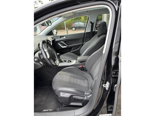 Peugeot 308 SW 1.2 PureTech Allure – foto 7