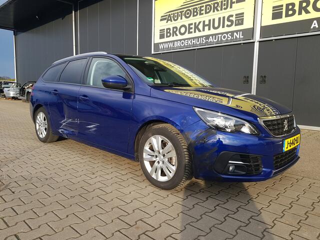 Peugeot 308 SW 1.2 PureTech Blue Lease Executive – foto 6