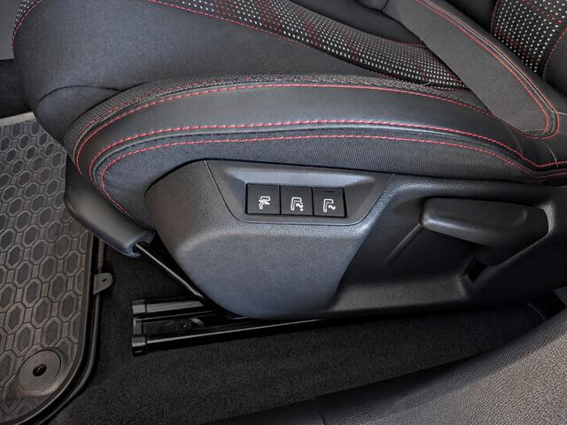 Peugeot 308 SW 1.2 PureTech GT-line Automaat Panoramadak, Airco, Cruise Control, Trekhaak, Stuurbekrachtiging – foto 7