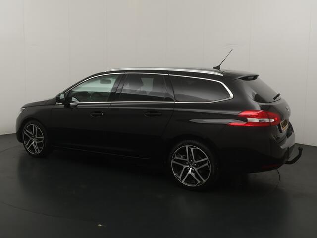 Peugeot 308 SW 1.2 PureTech Allure – foto 4