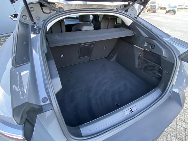 Peugeot 408 1.2 Turbo Allure 130pk EAT8 | 20'' lichtmetalen velgen | Gris Selenium| LED | Navigatie | Climate Control | Achteruitrijcamera