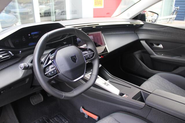 Peugeot 408 1.2 130PK AUTOMAAT ALLURE | NAVIGATIE | DRAADLOZE APPLE CARPLAY/ANDROID AUTO | LED KOPLAMPEN | ACHTERUITRIJ CAMERA | CLIMATE CONTROL | CRUISE CONTROL | KEYLESS ENTRY/START |
