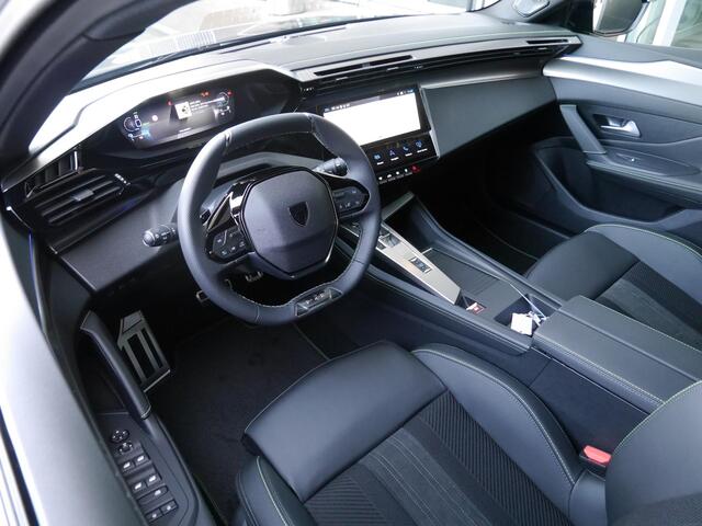 Peugeot 408 1.6 HYbrid 225 EAT8 GT | Nieuwe auto | Stoel en stuurverwarming | Navigatie | Keyless entry en start | 20 inch lichtmetalen velgen | Matrix led | Alcantara bekleding | Alarm | Pack hifi
