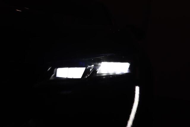 Peugeot 408 1.6 HYBRID GT 180 EAT8 | Nappa Leder | Massage | Nightvision | Winterpakket