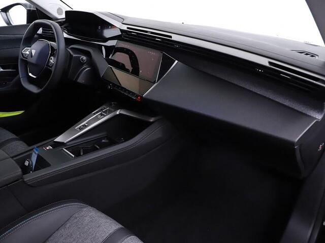 Peugeot 408 130 Allure EAT8 Automaat /Nav/Cam