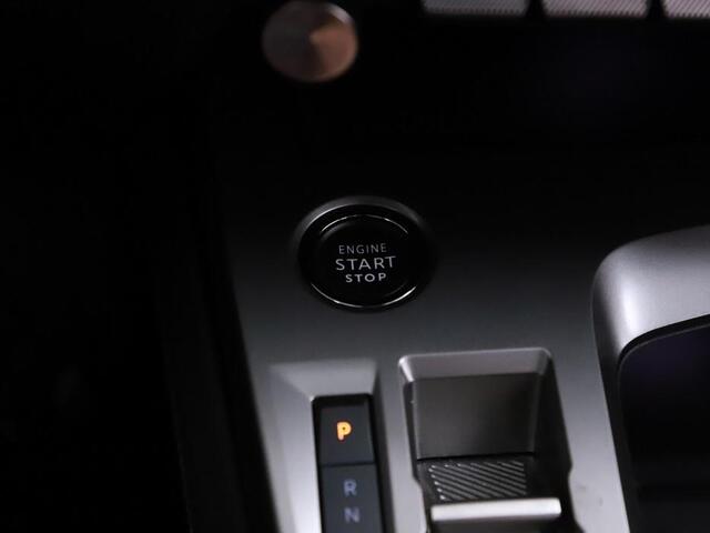 Peugeot 408 130 Allure EAT8 Automaat /Nav/Cam