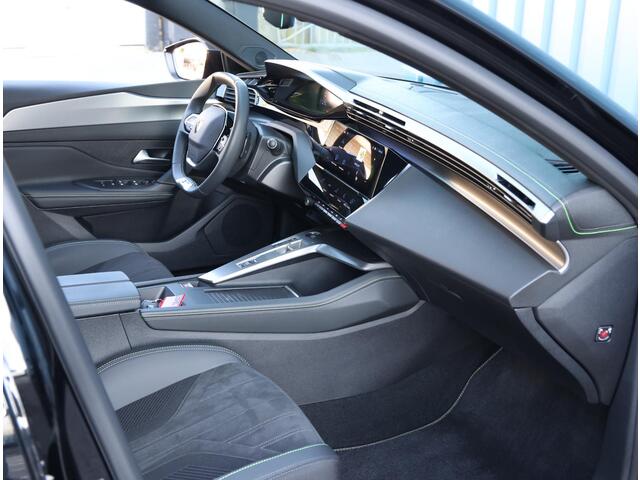 Peugeot 408 1.2 Hybrid 136PK e-DCS6 GT | AUTOMAAT | AppleCarplay/AndroidAuto | Navigatie | Achteruitrijcamera | Parkeersensoren | Alcantara/Leer | FULL LED | Keyless Entry/Start | Adaptieve Cruise Control | Privacy Glass |
