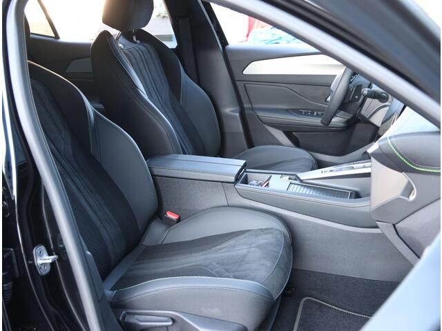 Peugeot 408 1.2 Hybrid 136PK e-DCS6 GT | AUTOMAAT | AppleCarplay/AndroidAuto | Navigatie | Achteruitrijcamera | Parkeersensoren | Alcantara/Leer | FULL LED | Keyless Entry/Start | Adaptieve Cruise Control | Privacy Glass |