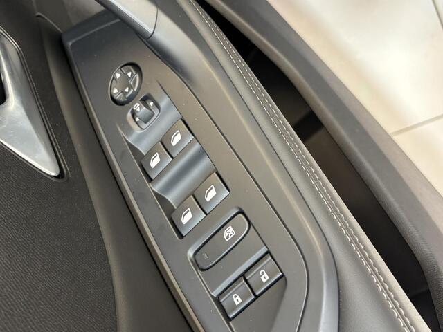 Peugeot 408 1.6 HYbrid 225 EAT8 Allure Avantage
