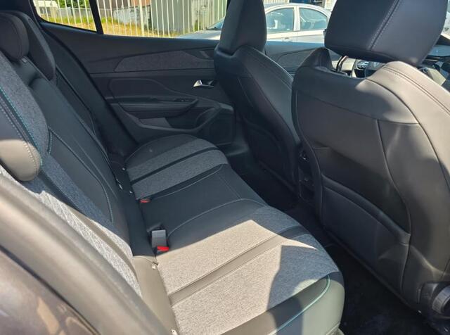 Peugeot 408 1.2 PureTech GT 130 EAT8