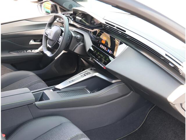 Peugeot 408 1.2 Hybrid 136PK e-DCS6 GT | AUTOMAAT | AppleCarplay/AndroidAuto | Navigatie | 360"Camera | Parkeersensoren | FULL LED | Keyless Entry/Start | Adaptieve Cruise Control | Privacy Glass | Isofix |