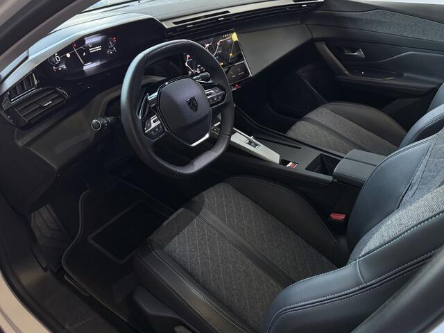 Peugeot 408 ALLURE 130 PK EAT8 NAVI 180. CAMERA LED HALF LEER