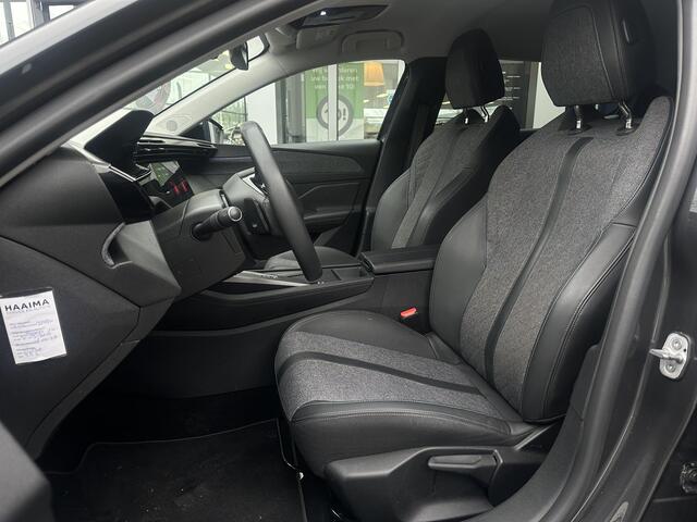 Peugeot 408 1.2 PureTech Allure Pack 130 EAT8 | Stoelverwarming | Climate Control | Adaptive Cruise Control | Parkeercamera/-sensoren | Apple Carplay/Android Auto | Sfeerverlichting | Draadloze telefoonlader | Voorruit verwarming | Keyless Entry/Start | Full LED |