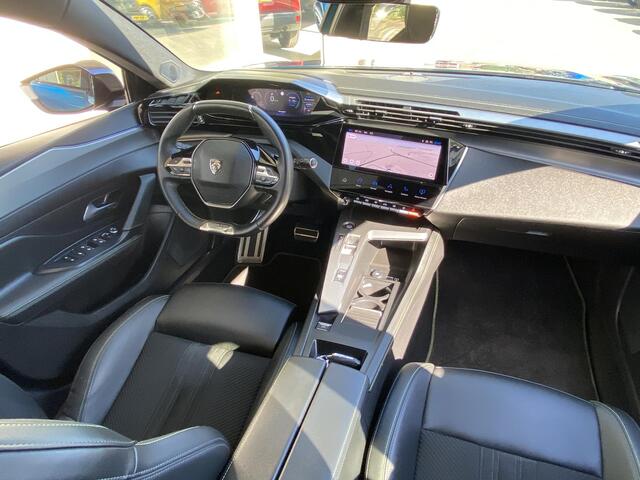 Peugeot 408 1.6 Hybrid GT | Elektr. achterklep | AGR Comfortstoel met geheugen | Achteruitrijcamera | Keyless Entry | Navigatie | 20'' velgen | Adaptieve Cruise Control