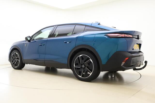 Peugeot 408 1.6 HYbrid GT 225 EAT8 First Edition Nappa Leer l AGR l Stoelverwarming- en Massage l Trekhaak l Camera l LED l 3D i-Cockpit l Adaptive Cruise Control l Climate control l Wireless Apple Carplay & Android Auto l