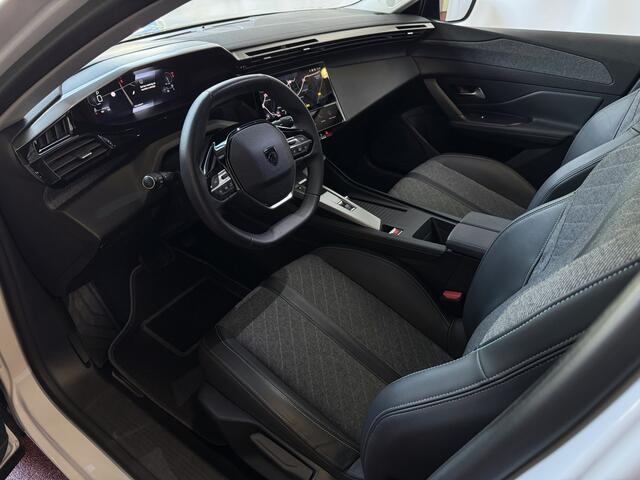 Peugeot 408 BENZINE ALLURE 130 PK XL.NAVI 360.CAMERA LED HALF LEER VIR.COCKPIT