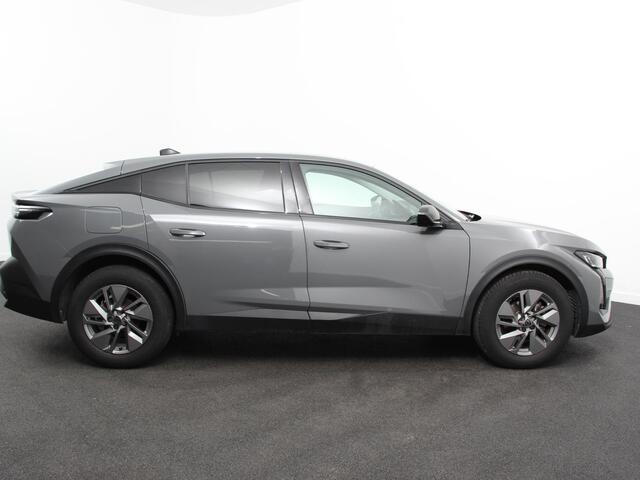 Peugeot 408 1.2 Allure Hybrid 145pk e Automaat Climate Control Navigatie Apple Carplay / Android auto PDC VA + Camera Adaptive Cruise Control 19" LM Velgen Full LED