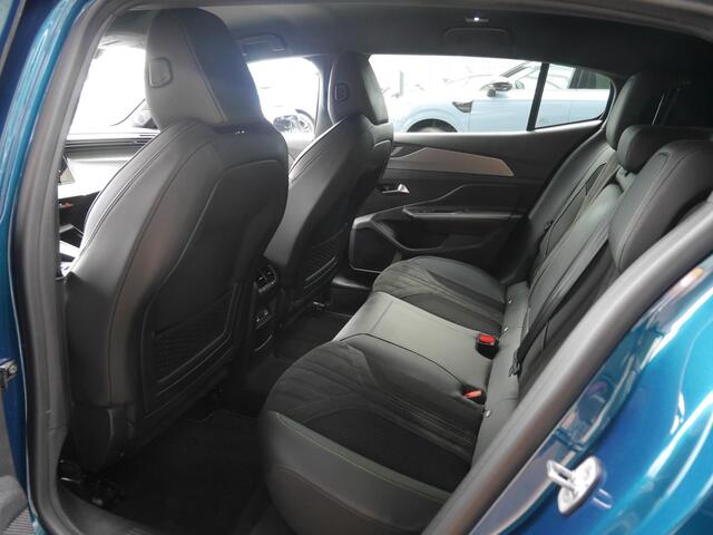 Peugeot 408 1.6 HYbrid GT 225 EAT8 First Edition | Plug in Hybrid | elektrisch verstelb. bestuurdersstoel met geheugen | 20 inch lichtmetalen velgen | Full led | Adaptive cruise control | Navigatie | Achteruitrijcamera | Keyless entry en start