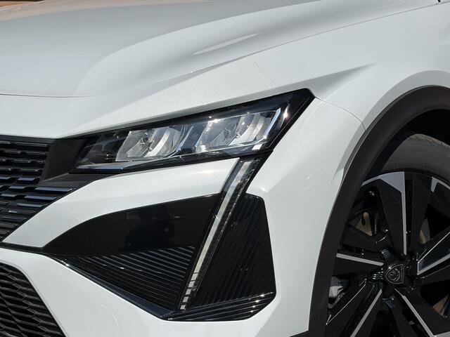 Peugeot 408 1.2 Hybrid 145 e-DCS6 Allure Cruise / Navi / Carplay / Camera