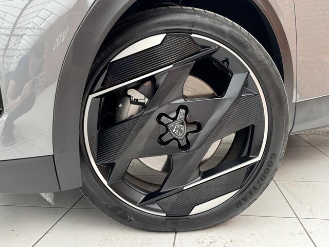 Peugeot 408 HYbrid 225 EAT8 GT | Schuifdak | Keyless | Memory seats | Dodehoekdetectie | Camera voor + achter | Adaptive Cruise Control |