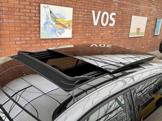 Peugeot 408 HYbrid 225 EAT8 GT | Schuifdak | Keyless | Memory seats | Dodehoekdetectie | Camera voor + achter | Adaptive Cruise Control |
