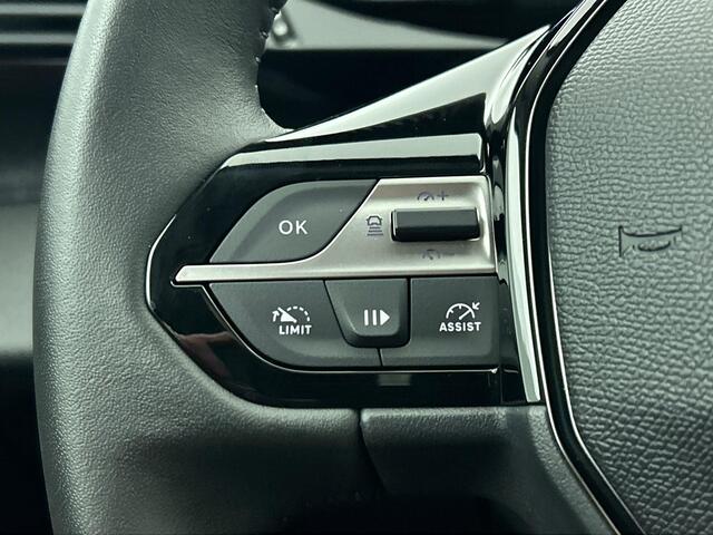 Peugeot 408 1.2 PureTech Allure Pack 130pk Automaat Comfort Pakket Ergo comfort stoel Electrische stoelverstelling lichtmetalen velgen stoelverwarming Camera Navigatie Climate Control Dab Led Parkeer sensoren
