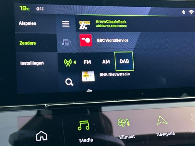 Peugeot 408 1.2 PureTech Allure Pack 130pk Automaat Comfort Pakket Ergo comfort stoel Electrische stoelverstelling lichtmetalen velgen stoelverwarming Camera Navigatie Climate Control Dab Led Parkeer sensoren