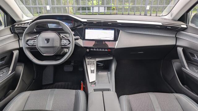 Peugeot 408 1.2 Hybrid 145 e-DCS6 Allure | Navi | Camera | PDC | Leer | Climate Control