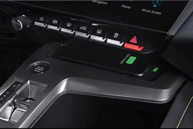 Peugeot 408 1.2 GT Hybrid 145 DIRECT RIJDEN - ALCANTARA - 8 JAAR GARANTIE