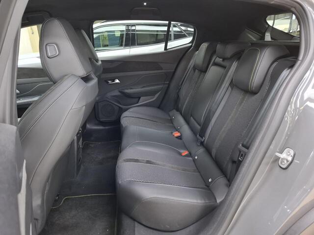Peugeot 408 1.2 Hybrid 145 e-DCS6 GT 360 Camera