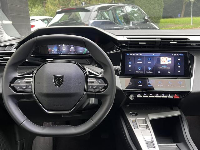 Peugeot 408 1.2 Hybrid 145 e-DCS6 Allure Aut/Ecc/Navi/Camera