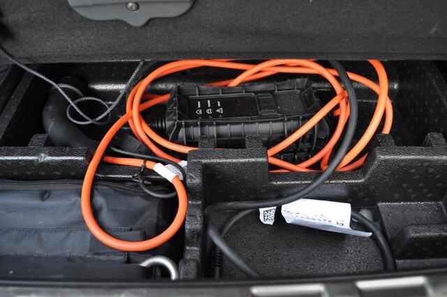 Peugeot 408 1.6 HYbrid 225 GT nav pdc v+a stuurverw