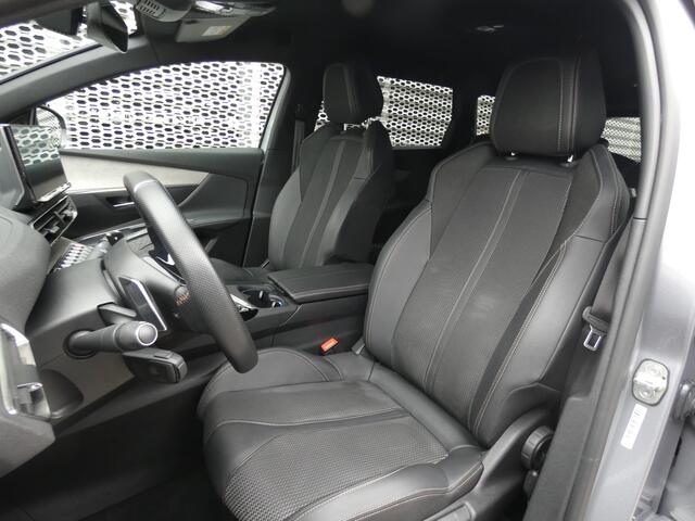 Peugeot 5008 1.2 PureTech GT AUTOMAAT & 7 Zitplaatsen |