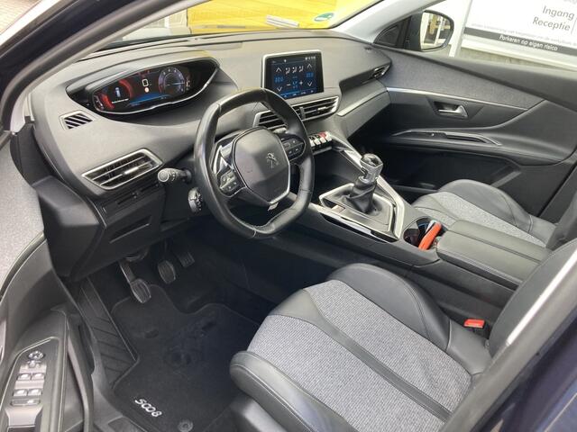 Peugeot 5008 1.2 PureTech Allure 7 Persoons Camera LED Navi