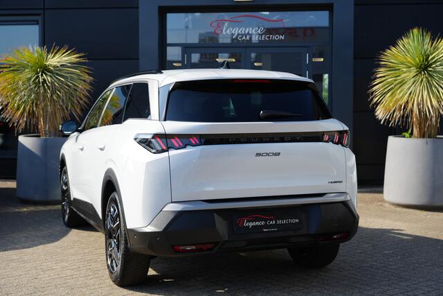 Peugeot 5008 1.2 Hybrid 136 e-DSC6 Allure 136pk PanoramicNavigation/Stoelverwarming/360Camera