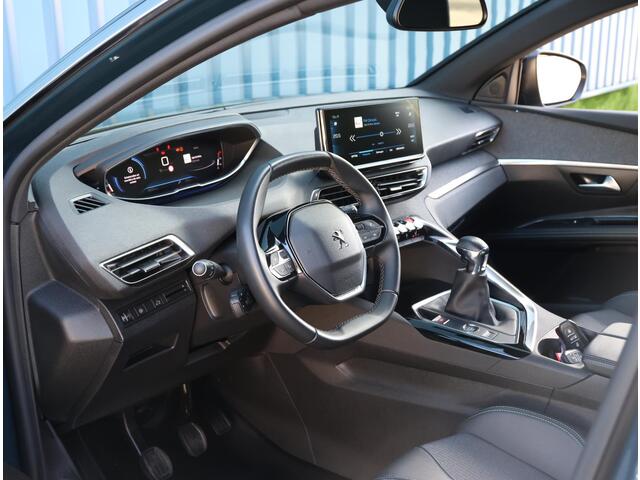 Peugeot 5008 1.2 130PK Active Pack | LED | Navigatie | Climate Control | Cruise Control | 18"LMV | AppleCarPlay/AndroidAuto | 7 Persoons |