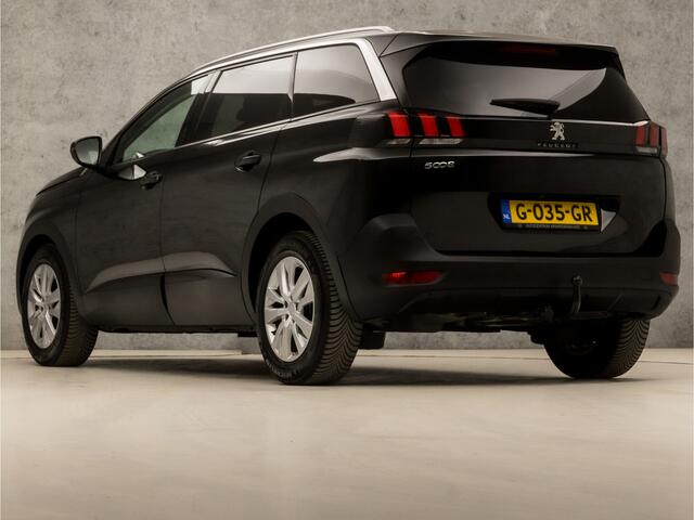 Peugeot 5008 1.2 PureTech Sport 7 Persoons (APPLE CARPLAY, GROOT NAVI, TREKHAAK, LEDEREN SPORTSTOELEN, 360 CAMERA, ADAPTIVE CRUISE, GETINT GLAS, PARKEERSENSOREN, NIEUWE APK, NIEUWSTAAT)