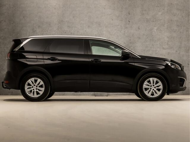 Peugeot 5008 1.2 PureTech Sport 7 Persoons (APPLE CARPLAY, GROOT NAVI, TREKHAAK, LEDEREN SPORTSTOELEN, 360 CAMERA, ADAPTIVE CRUISE, GETINT GLAS, PARKEERSENSOREN, NIEUWE APK, NIEUWSTAAT)
