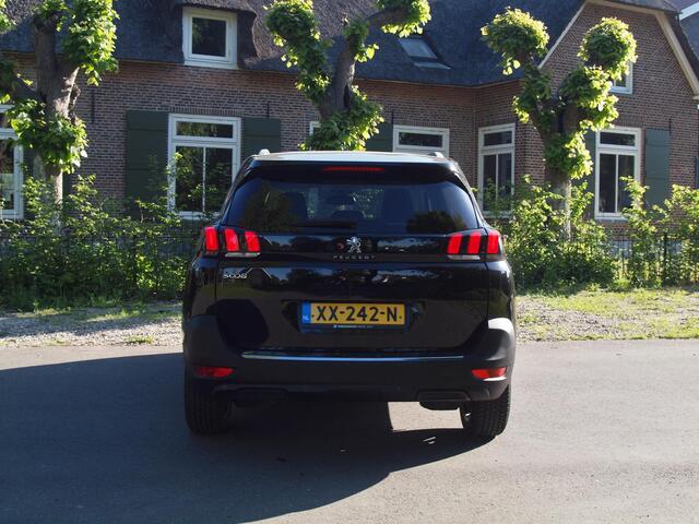 Peugeot 5008 1.2 PureTech Allure | Apple Carplay | Cruise Control | Automaat | Parkeersensoren |